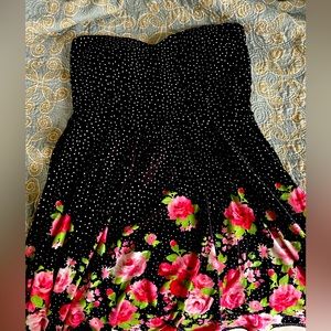 Super summer strapless sundress